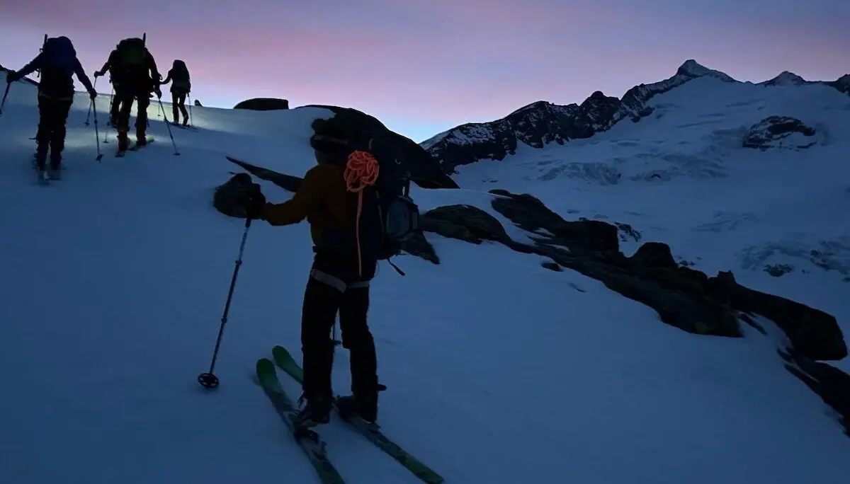 Skihochtour Großvenediger April 2024 - Früher Start | © DAV Markt Schwaben | Foto Peter Langenbacher