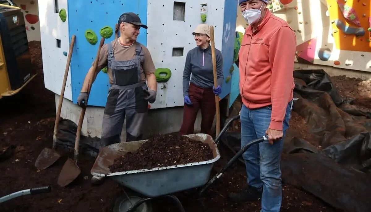 Arbeitsdienst Bodenaustausch 10-12 Oktober 2024 | © DAV Markt Schwaben