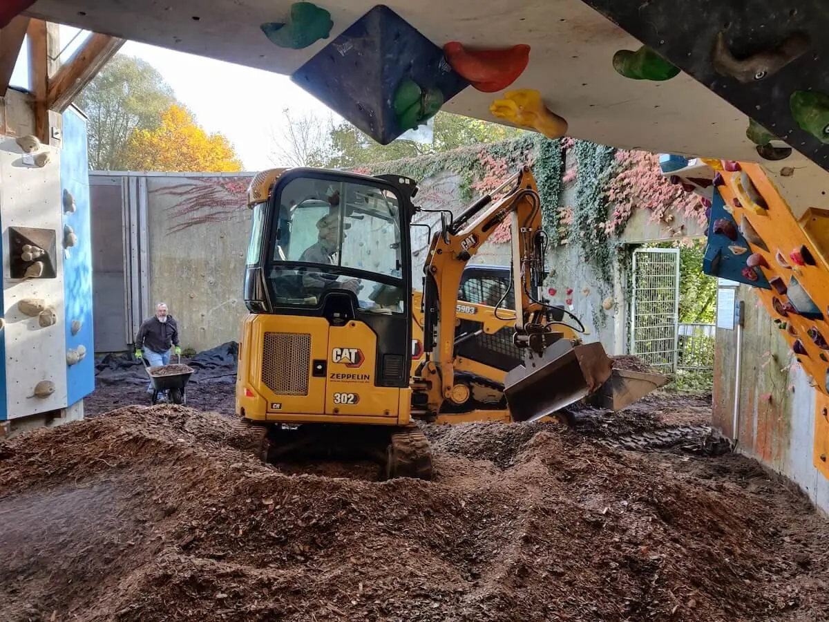 Arbeitsdienst Bodenaustausch 10-12 Oktober 2024 | © DAV Markt Schwaben