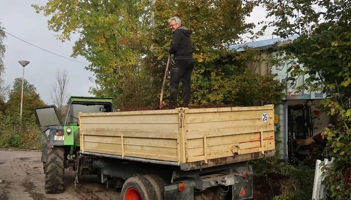 Arbeitsdienst Bodenaustausch 10-12 Oktober 2024 | © DAV Markt Schwaben