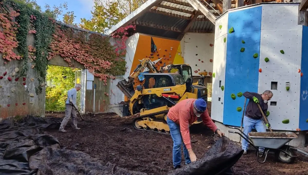 Arbeitsdienst Bodenaustausch 10-12 Oktober 2024 | © DAV Markt Schwaben