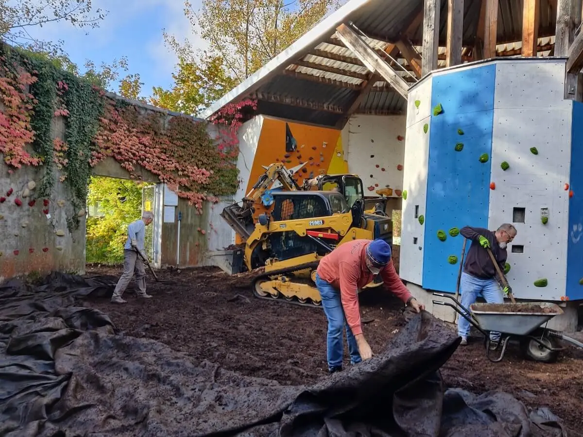 Arbeitsdienst Bodenaustausch 10-12 Oktober 2024 | © DAV Markt Schwaben