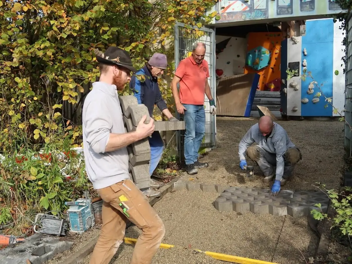 Arbeitsdienst Bodenaustausch 18-19 Oktober 2024 | © DAV Markt Schwaben