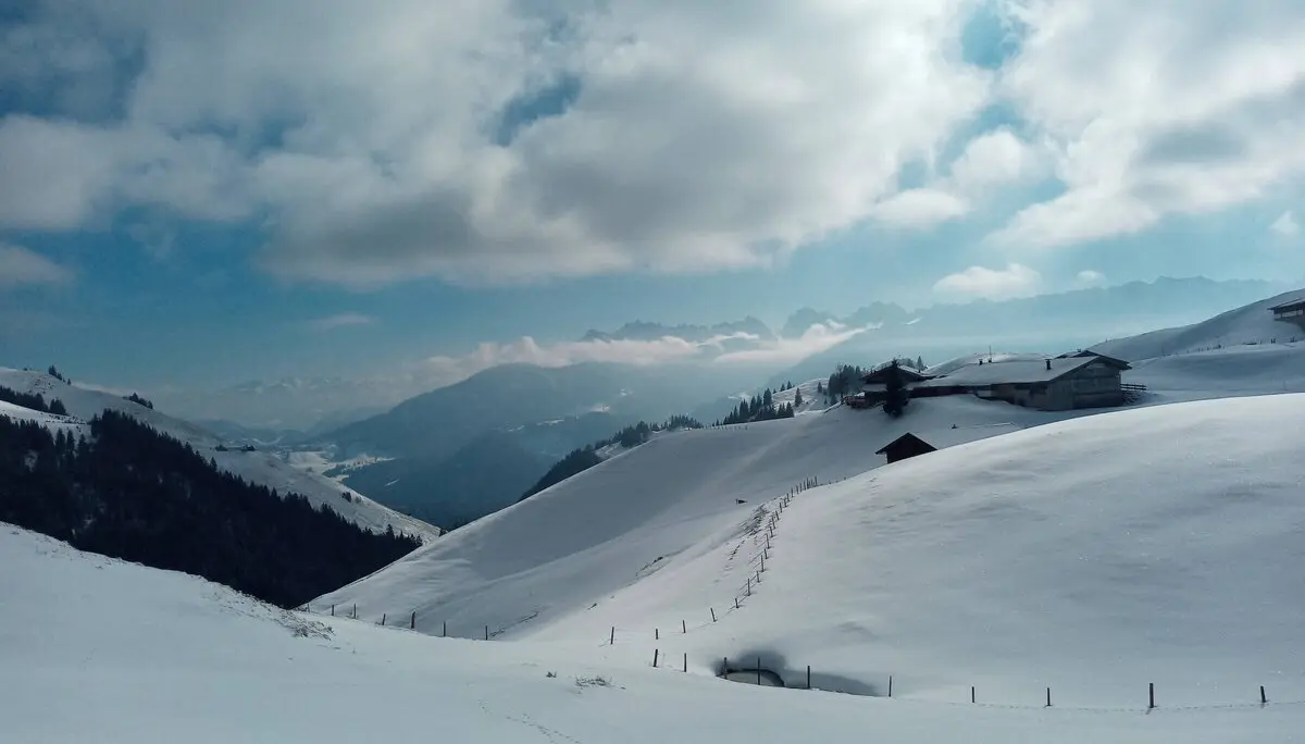 SPIRI Wanderung, Brennkopf | Spuren im Schnee im Kaisertal | © DAV Markt Schwaben | Foto Tanja Döhler