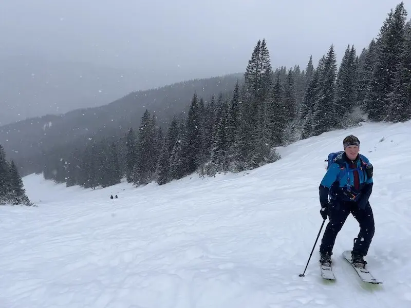 Kurze Pause am oberen Ende der Mulde über der Mooslahneralm | © Peter Langenbacher 2025