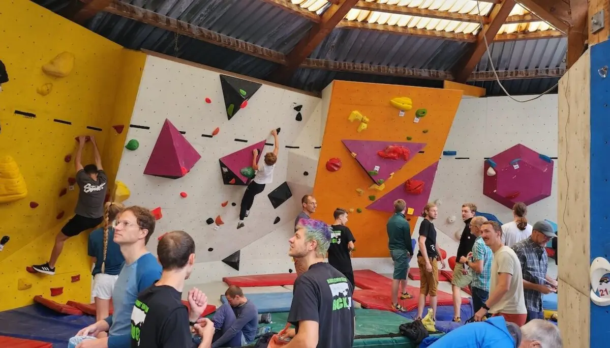 Bouldercup für Groß und Klein | © DAV Markt Schwaben | Foto Anna Thoms