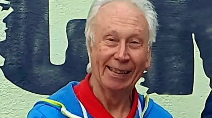 Porträt von Hubert Inhofer, Leiter der Seniorengruppe des DAV Markt Schwaben. | © Anna Maria Blau