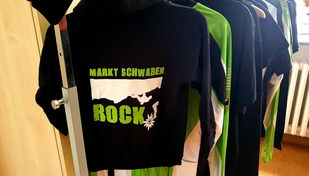 Vereinsartikel des DAV Markt Schwaben | © DAV Markt Schwaben | Foto Anna Maria Blau